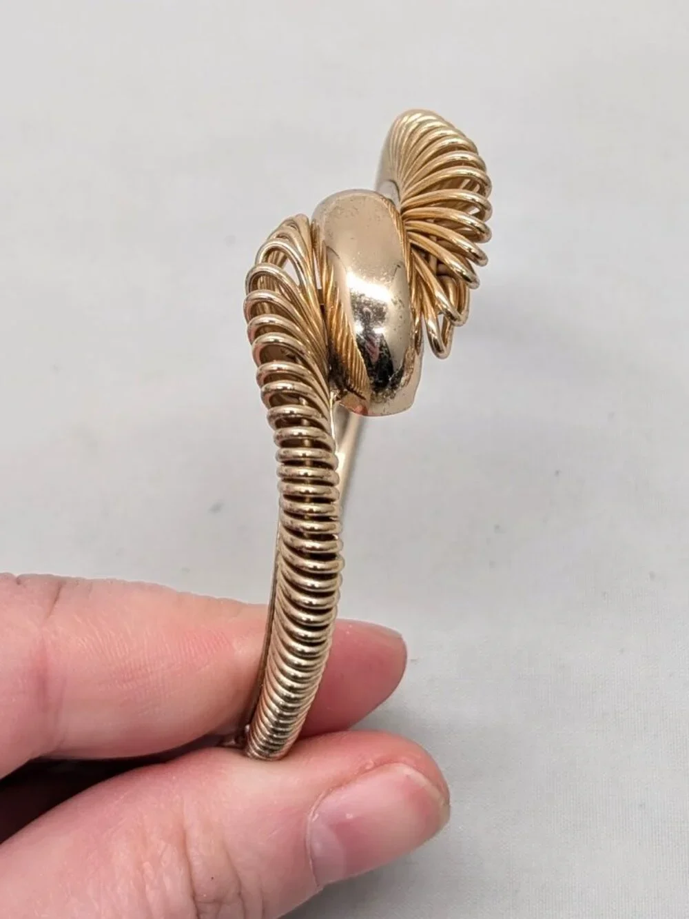 Vintage 1950s Signed Napier Goldtone Spiral Bracelet